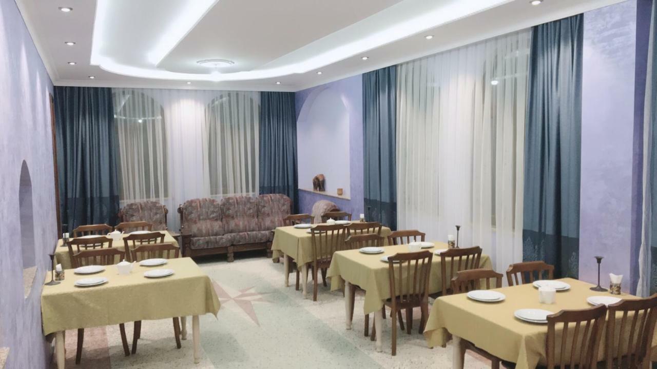 Sunny Hotel Batumi Makhinjauri Exterior photo
